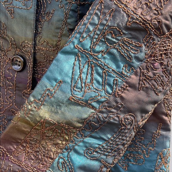 Chico's Iridescent/ Bronze Embroidered Blazer-Size 1 - Picture 6 of 12